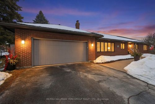 103 Curtis Cres, King City, ON, L7B1C2 | Card Image