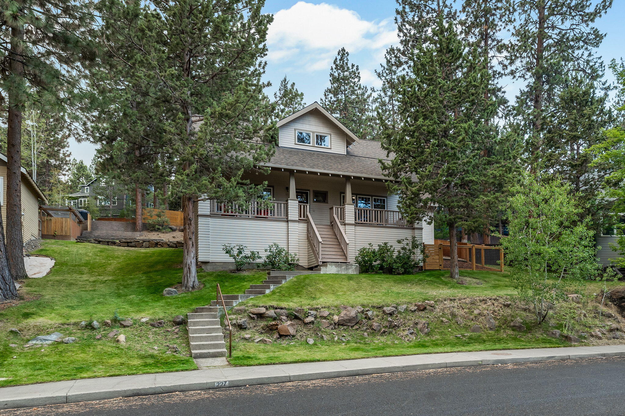 16th St, Bend, OR 97703