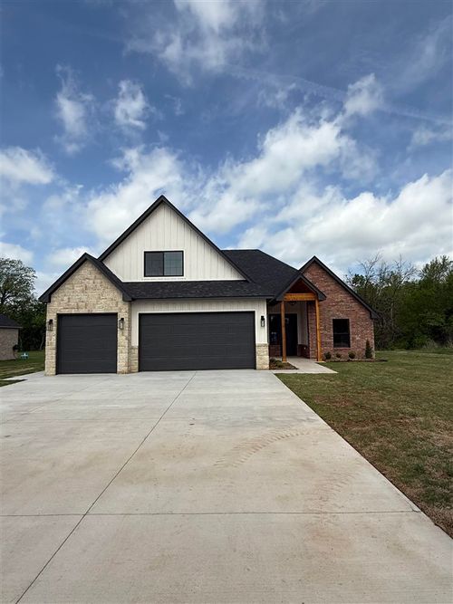 4816 N Rogers Dr, Stillwater, OK, 74075-1655 | Card Image
