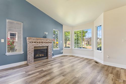 865 Blue Grass Way, Middleton, ID, 83644-5959 | Card Image