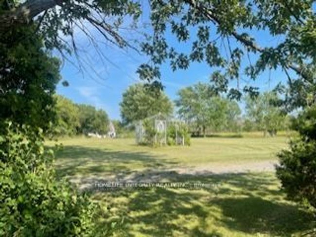 2434 County Rd 15, House other with 5 bedrooms, 2 bathrooms and 9 parking in Picton ON | Image 12