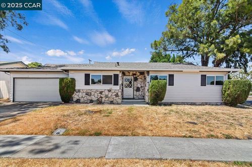 7777 Shannon Ave, Dublin, CA, 94568-1419 | Card Image