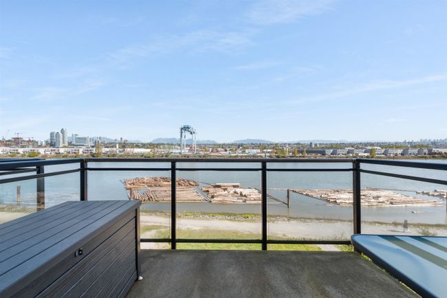 415 - 10177 River Drive, Condo with 2 bedrooms, 2 bathrooms and 2 parking in Richmond BC | Image 6