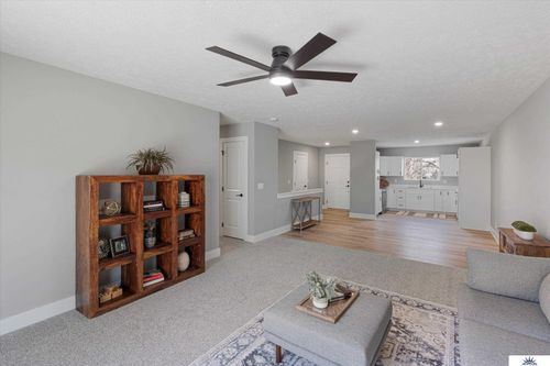 2513 N 71st St, Omaha, NE, 68104-3823 | Card Image