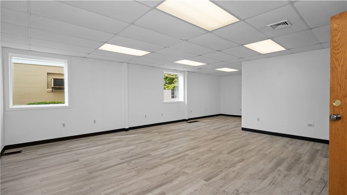 Commercial Sale in Warwick 5