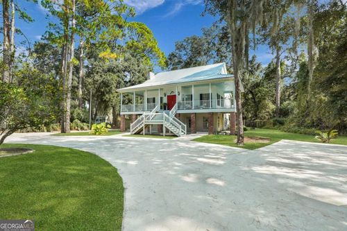 3500 Dolphin St, Brunswick, GA, 31520-3609 | Card Image