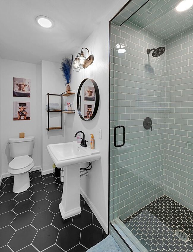 232 3666, House other with 5 bedrooms, 4 bathrooms and null parking in China Spring TX | Image 21