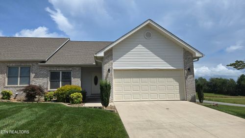 292 Woodgate Dr, Crossville, TN, 38571-3800 | Card Image