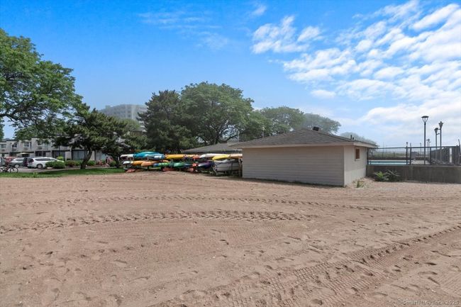 230 - 230 West Walk, Condo with 1 bedrooms, 1 bathrooms and 2 parking in West Haven CT | Image 28