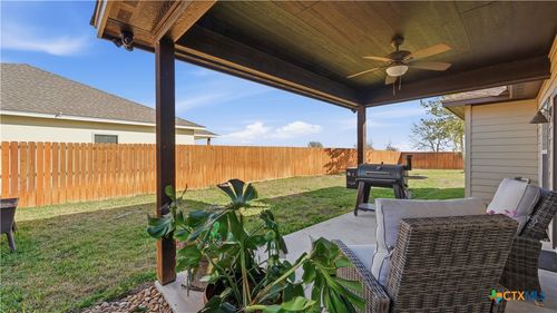 6b-230 Navarro Xing, Seguin, TX, 78155-3017 | Card Image