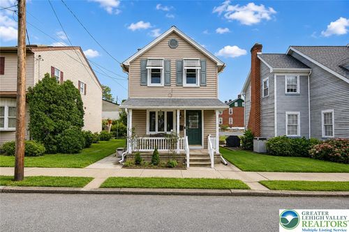 124 E Greenwich St, BETHLEHEM, PA, 18018-2533 | Card Image