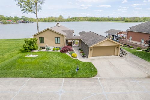 9072 Hickory Ln, Huntsville, OH, 43324-9632 | Card Image