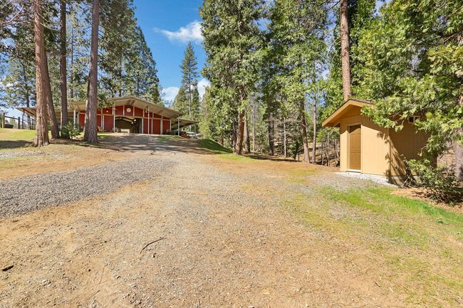10415 - 10415 Mcmahon Rd, House other with 3 bedrooms, 5 bathrooms and null parking in Coulterville CA | Image 70