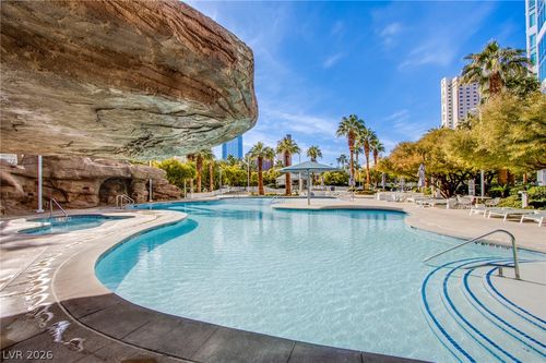 201-222 Karen Ave, Las Vegas, NV, 89109-5233 | Card Image