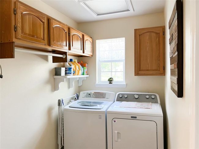 518 Lcr 902, House other with 3 bedrooms, 2 bathrooms and 2 parking in Jewett TX | Image 25