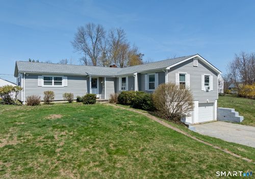 9 Evas Dr, Brookfield, CT, 06804-3411 | Card Image