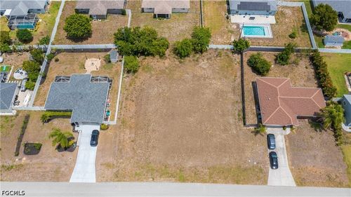 231 Ne 9th Pl, Cape Coral, FL, 33909-2675 | Card Image