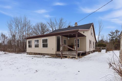 2177 W Knox Road, Tobacco Township, MI, 48612 | Card Image