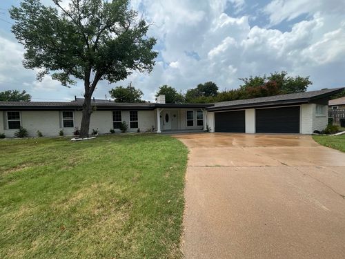 3117 Dreeben Dr, Richland Hills, TX, 76118-6242 | Card Image