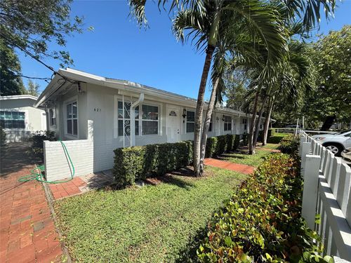 apt-1-421 Ne 11th St, Fort Lauderdale, FL, 33304-1950 | Card Image