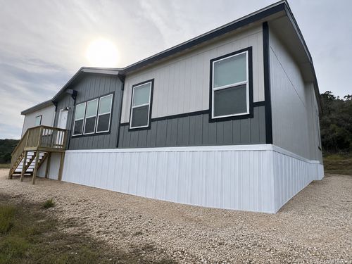 12934 Park Road 37, Lakehills, TX, 78063-7437 | Card Image