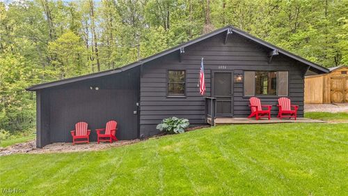 6026 Concord Dr, Bowerston, OH, 44695-9627 | Card Image