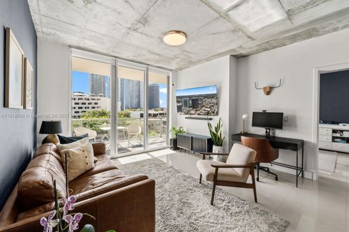 apt-h0402-3470 E Coast Ave, Miami, FL, 33137-3987 | Card Image