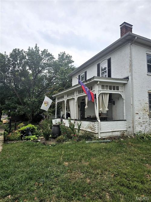 632 Jefferson St, Hillsboro, IL, 62049-1724 | Card Image