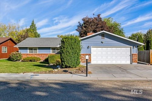 1817 Alder St, Caldwell, ID, 83605-5904 | Card Image
