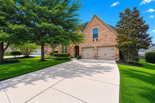 63 Vershire Cir, The Woodlands, TX, 77354-3319 | Card Image