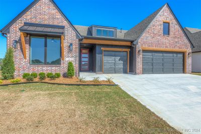 13635 S 21st Place E, House other with 3 bedrooms, 2 bathrooms and null parking in Bixby OK | Image 1