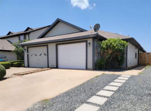 5203 Mountain Spring Trl, Fort Worth, TX, 76123-2886 | Card Image