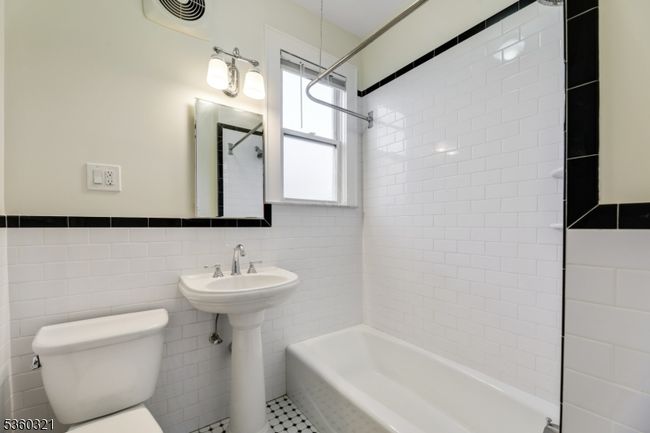 27 Field Rd, Home with 5 bedrooms, 2 bathrooms and null parking in Maplewood NJ | Image 40