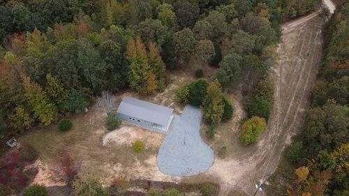 3412 Dogwood Rd, Hurricane Mills, TN, 37078-2363 | Card Image