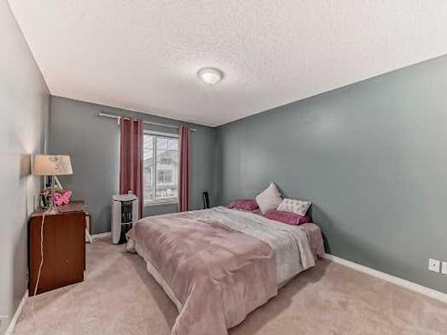 127 Hidden Creek Rise Nw, Home with 3 bedrooms, 2 bathrooms and 2 parking in Calgary AB | Image 32