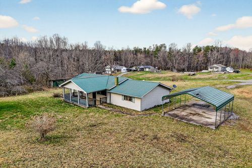 79 Evans Ln, Spencer, TN, 38585-4039 | Card Image