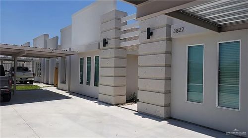 3-3816 Las Vistas Ln, Weslaco, TX, 78596-4462 | Card Image