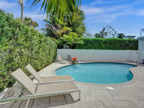 417 Sw 15th St, Fort Lauderdale, FL, 33315-1708 | Card Image