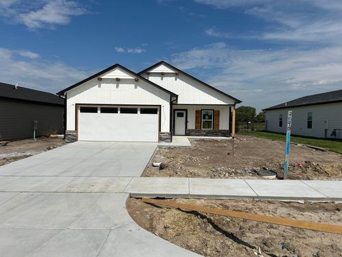 3590 E Hollandale St, Derby, KS, 67037-7820 | Card Image