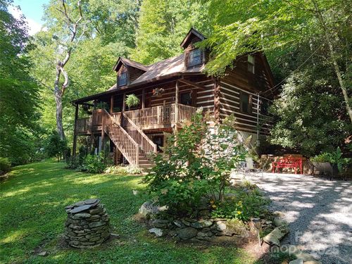 48 Buck Ridge Rd, Fairview, NC, 28730-7602 | Card Image