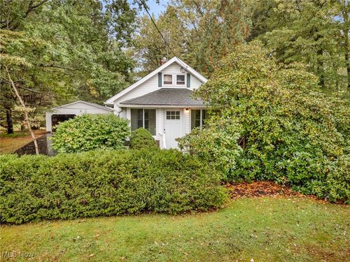 3978 Bushey Ave, Norton, OH, 44203-5903 | Card Image