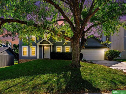 13415 Hillsborough Dr, Omaha, NE, 68164-6015 | Card Image