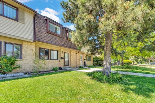 102-105 Hansen Rd N, Brampton, ON, L6V3C9 | Card Image