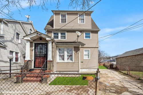 11445 139th Street, New York, NY, 11436 | Card Image