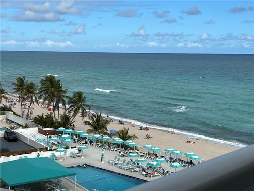 706-3180 S Ocean Dr, Hallandale Beach, FL, 33009-7249 | Card Image