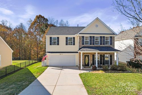 3925 Cascade Dr, Gastonia, NC, 28056-8374 | Card Image