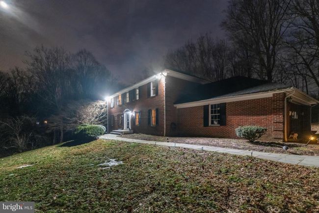 11301 Corobon Ln, House other with 4 bedrooms, 5 bathrooms and null parking in GREAT FALLS VA | Image 24