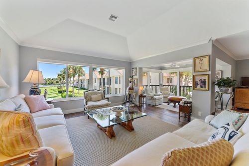 202-19101 Se Sea Turtle Ct, Jupiter, FL, 33469-1586 | Card Image