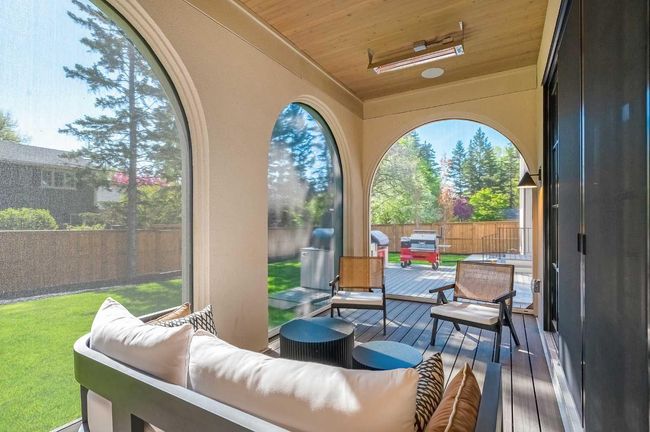 6918 Legare Dr Sw, House other with 4 bedrooms, 7 bathrooms and 3 parking in Calgary AB | Image 41