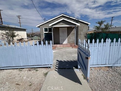 605 Clark St, Barstow, CA, 92311-2308 | Card Image